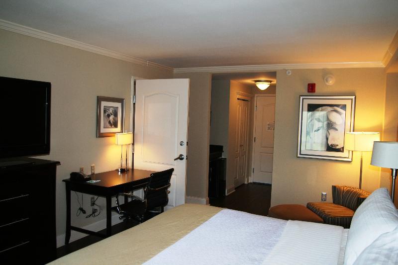 Holiday Inn Macon North By Ihg Экстерьер фото